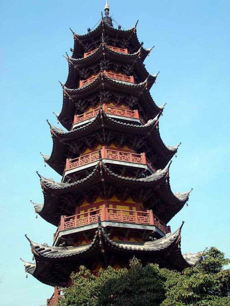 Longhua Temple2.jpg